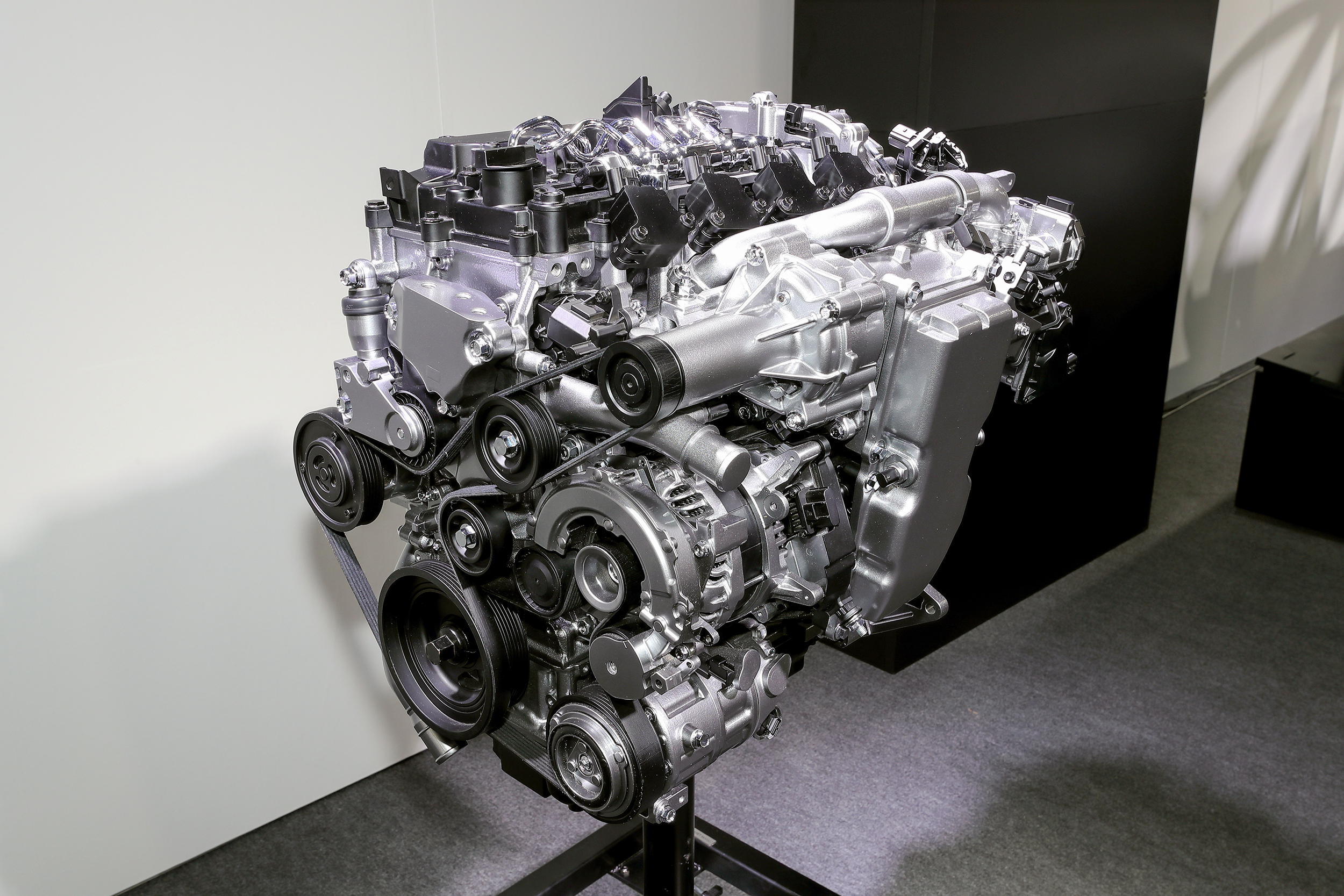 Mazda đã tạo ra động cơ xăng tốt nhất thế giới